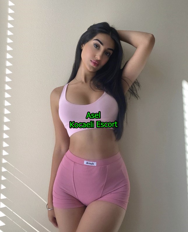 kocaeliescortasel-2 Kocaeli Escort Asel Enerjisi Yüksek Bir Kadınım Fantazilerim İle Baş Döndürürüm