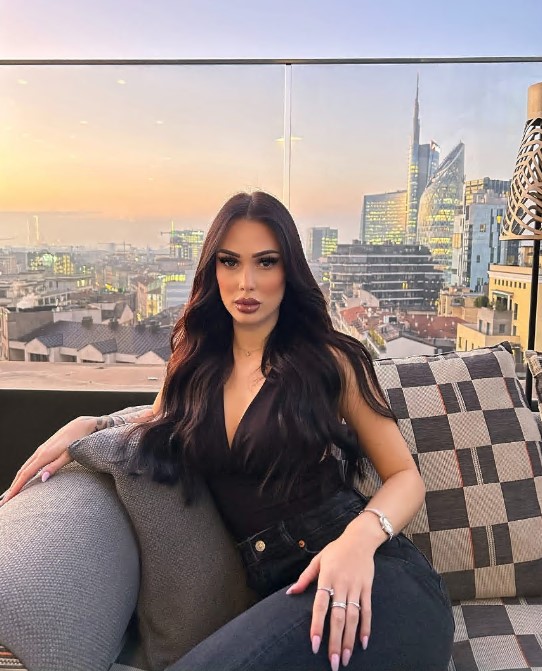 kocaeliescortaleyna-1 Kocaeli Escort Aleyna Ev, Otel, Rezidans Ve Ofislere Gelirim