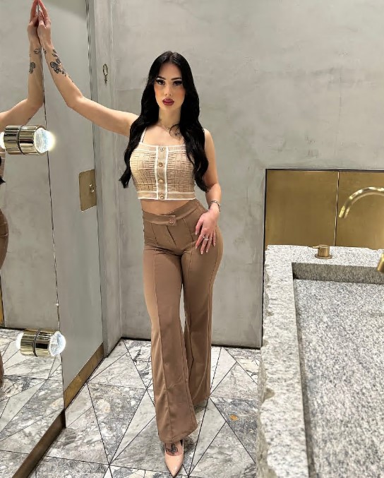 kocaeliescortaleyna-2 Kocaeli Escort Aleyna Ev, Otel, Rezidans Ve Ofislere Gelirim